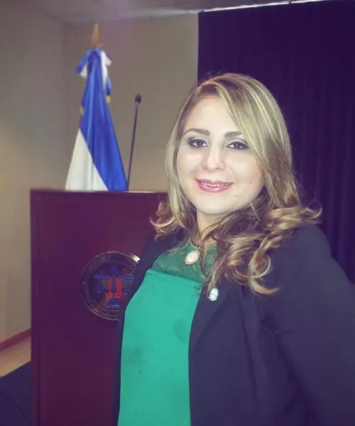 Lcda. Maricela Estefani Ferrufino de Martinez