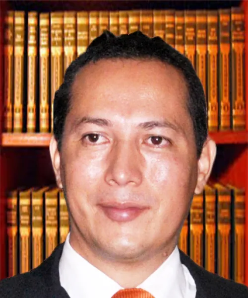 Lic. Alexander García