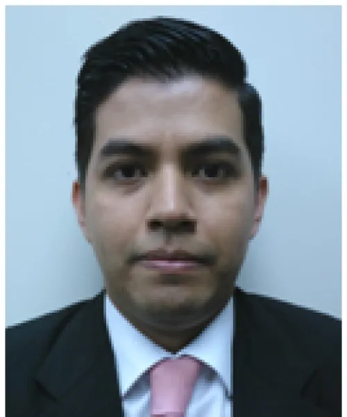 Lic. Carlos Adrian Orellana Guardado