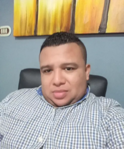 Lic. Winston Alexander Cortez Campos
